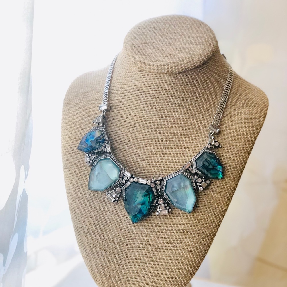 Chloe+Isabel Northern lights Statement necklace